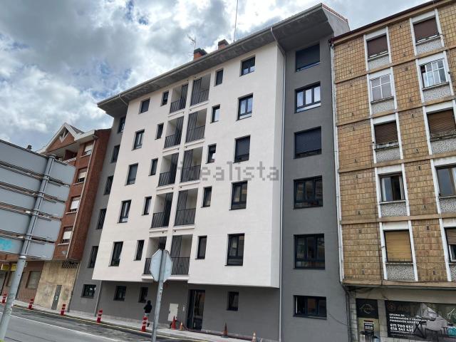 Piso en venta en Arrigorriaga, Cubo