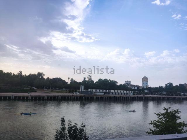 Piso en venta en Los Remedios, Sevilla