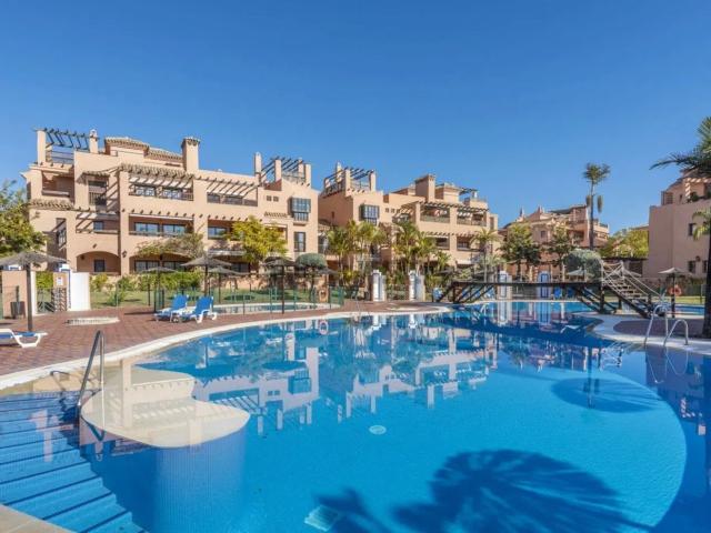 Piso en alquiler en Estepona, Hacienda del Sol