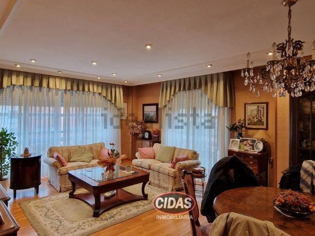 Piso en venta en Oviedo, Malatería