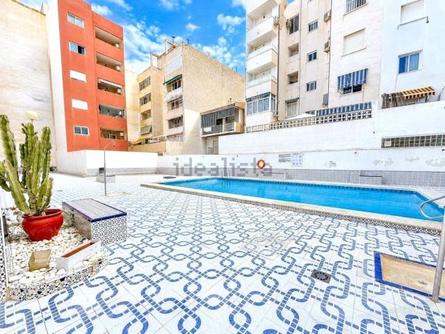 Dúplex en venta en Urbanización Calas Blancas, Torrevieja