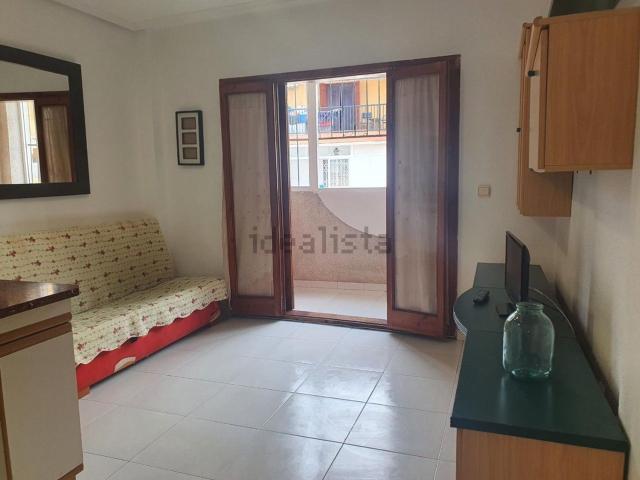 Piso en alquiler en Urbanización Calas Blancas, Torrevieja