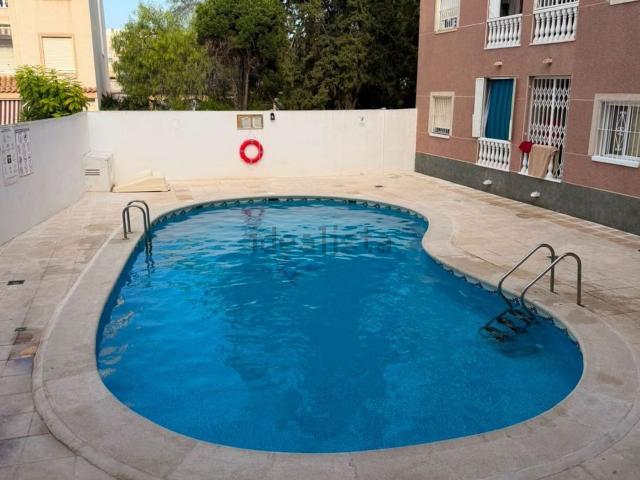 Piso en venta en Urbanización Calas Blancas, Torrevieja