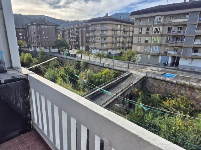 Piso en venta en Azkoitia