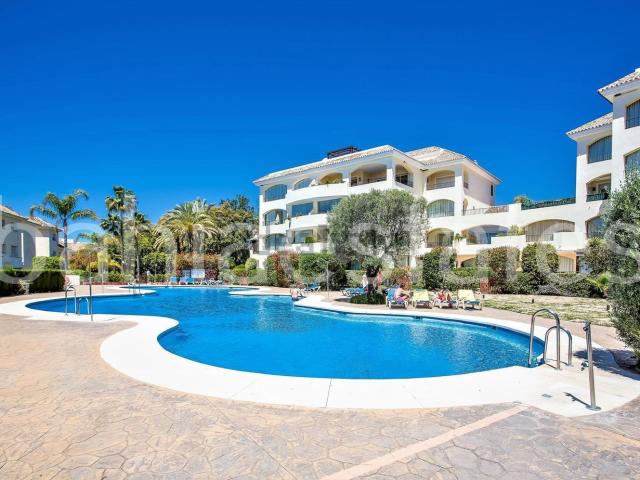 Dúplex en venta en Rio Real, Costa del Sol Occidental