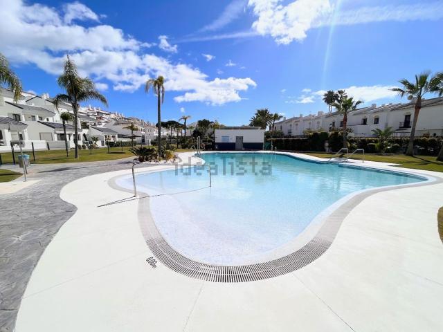 Dúplex en venta en Bahía Dorada, Costa del Sol Occidental