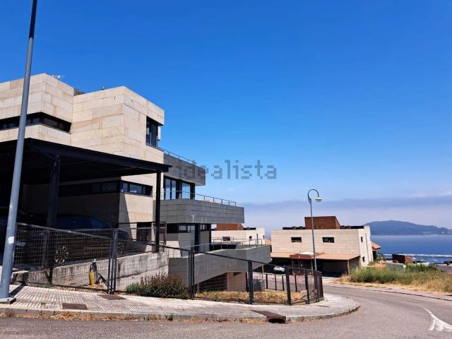 Piso en venta en Baiona, Vigo