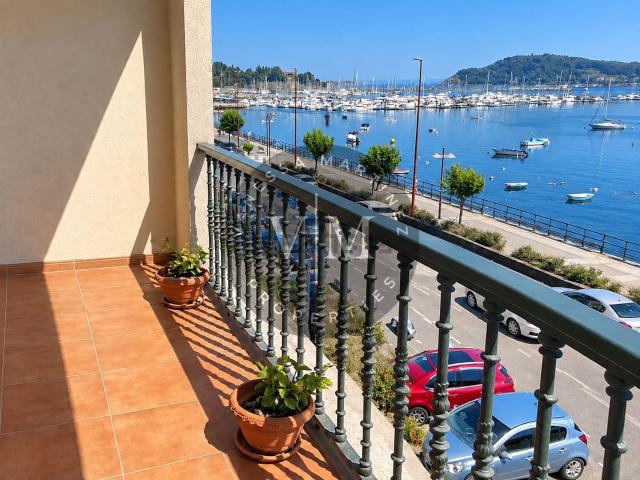 Piso en venta en Baiona, Vigo
