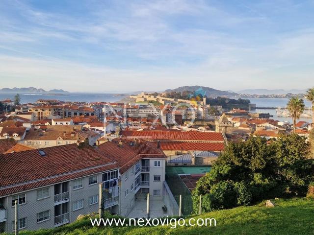 Piso en venta en Baiona, Vigo