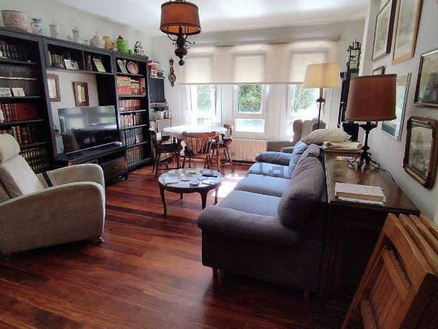 Piso en venta en Baiona, Vigo