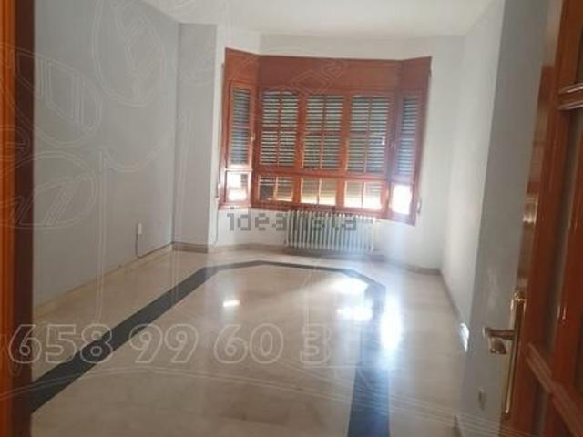 Piso en venta en Comarca de Baza, Andalucía