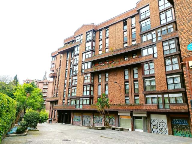 Piso en venta en Bilbao, Zurbaran-Arabella