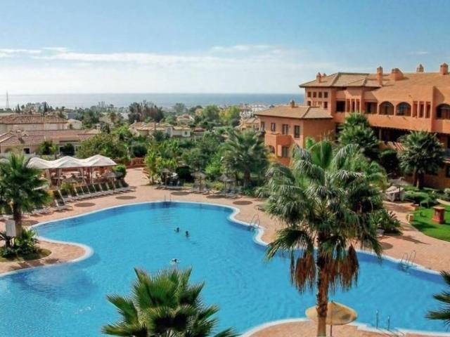 Piso en venta en La Alquería-El Paraíso, Costa del Sol Occidental