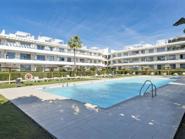 Ático en alquiler en Bel-Air, Costa del Sol Occidental