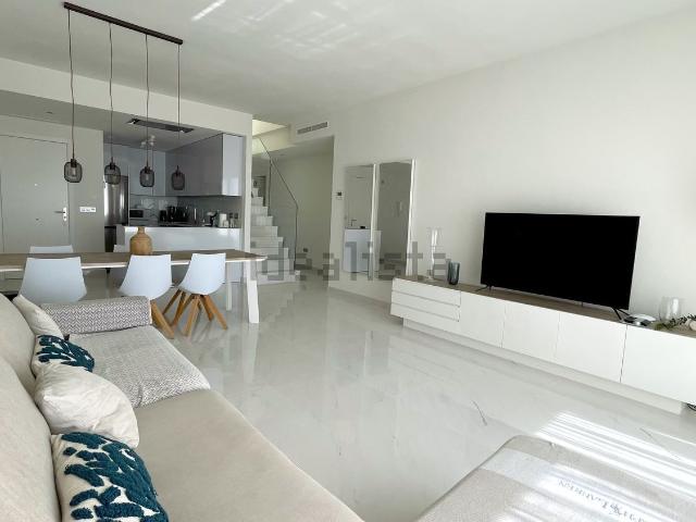 Dúplex en alquiler en Bel-Air, Costa del Sol Occidental