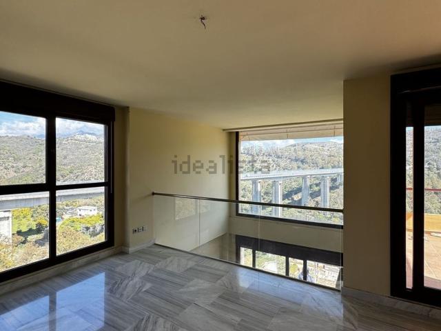Dúplex en venta en Parque Botánico Las Lomas del Guadalmina, Costa del Sol Occidental