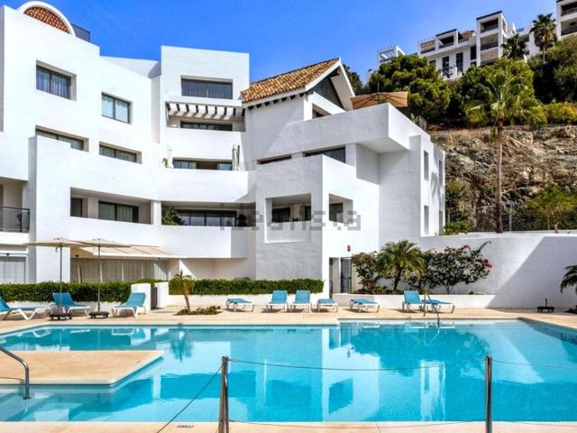 Dúplex en venta en La Alquería-El Paraíso, Costa del Sol Occidental