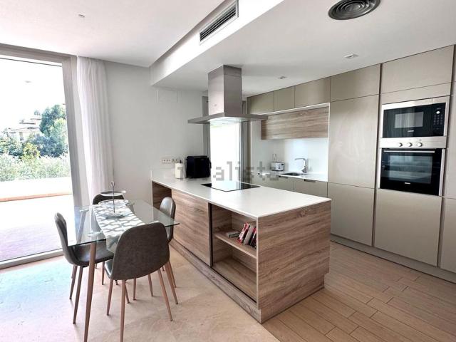 Piso en alquiler en Artola, Benahavís