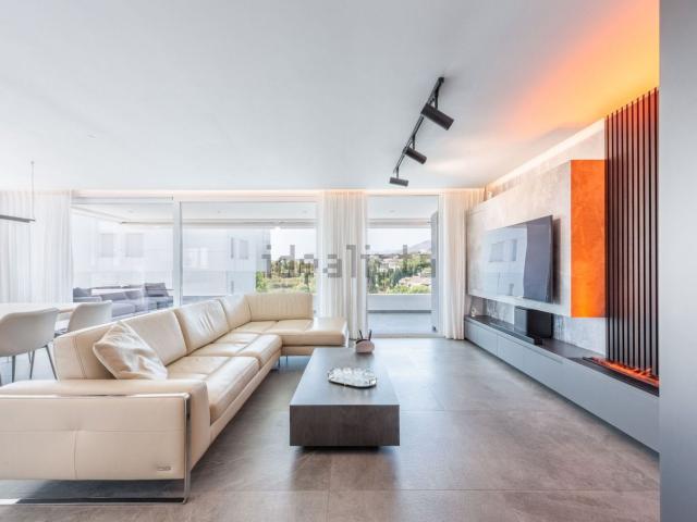 Ático en venta en Artola, Costa del Sol Occidental