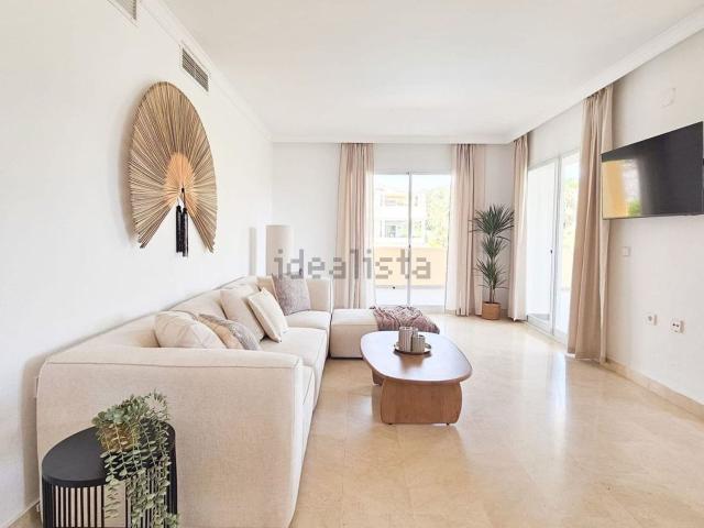 Piso en alquiler en Artola, Costa del Sol Occidental
