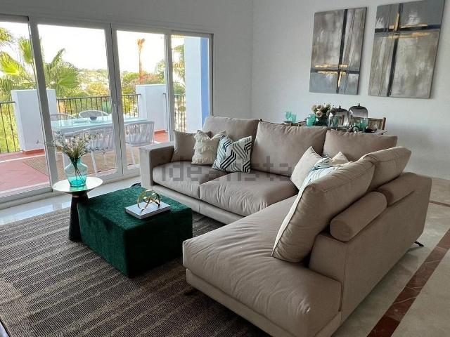 Piso en alquiler en La Alquería-El Paraíso, Benahavís