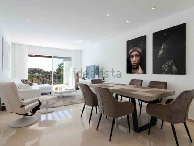 Ático en alquiler en Artola, Costa del Sol Occidental
