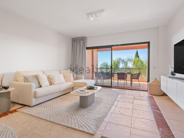 Piso en venta en La Alquería-El Paraíso, Costa del Sol Occidental