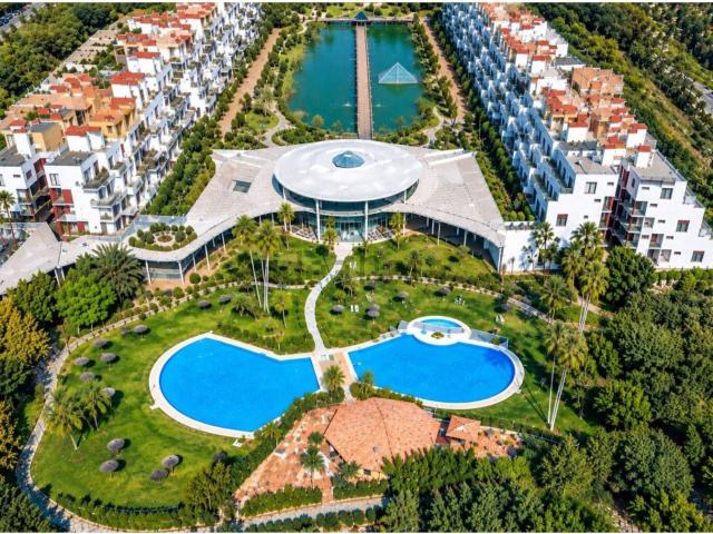 Piso en venta en Parque Botánico Las Lomas del Guadalmina, Benahavís