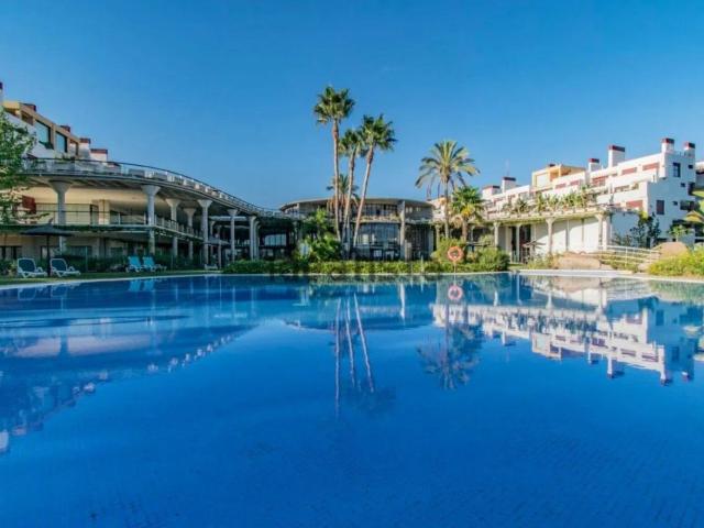 Piso en venta en Parque Botánico Las Lomas del Guadalmina, Costa del Sol Occidental