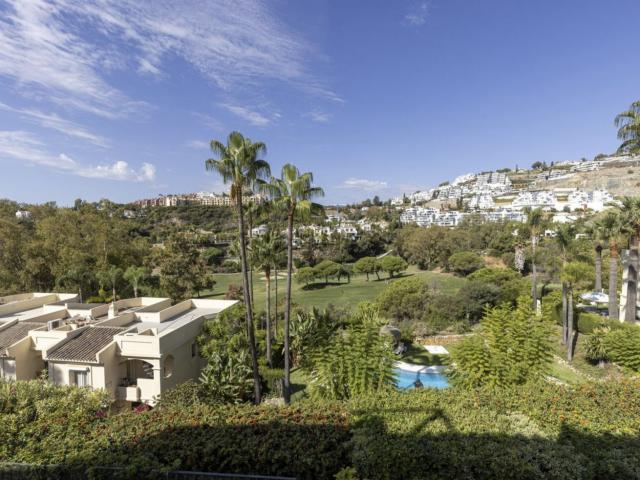 Dúplex en venta en Artola, Costa del Sol Occidental