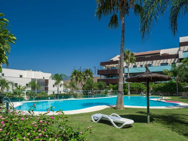 Piso en venta en La Alquería-El Paraíso, Costa del Sol Occidental