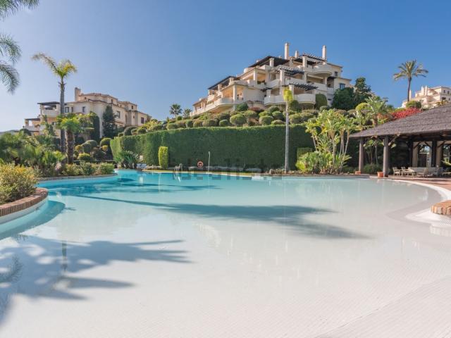 Dúplex en venta en Artola, Costa del Sol Occidental