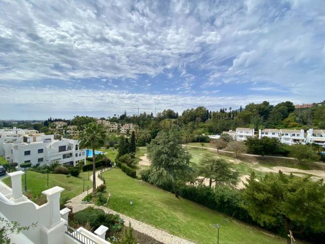 Ático en alquiler en Benahavís, La Quinta