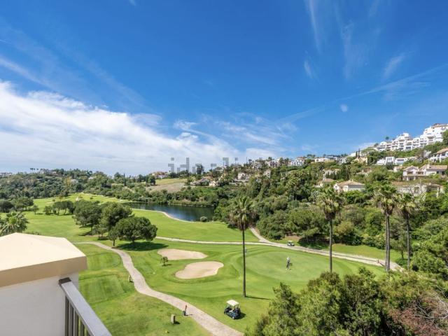 Ático en venta en Artola, Costa del Sol Occidental
