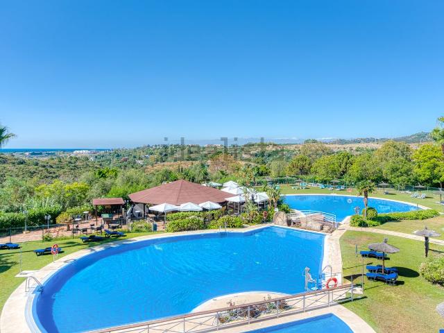 Piso en venta en Parque Botánico Las Lomas del Guadalmina, Costa del Sol Occidental