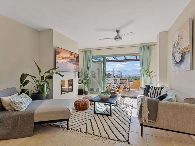 Dúplex en alquiler en Benahavís, Málaga