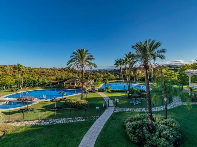 Piso en venta en Parque Botánico Las Lomas del Guadalmina, Benahavís