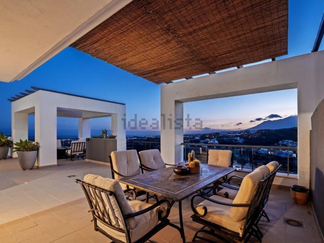 Ático en venta en La Alquería-El Paraíso, Costa del Sol Occidental