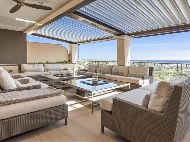 Ático en venta en Artola, Costa del Sol Occidental