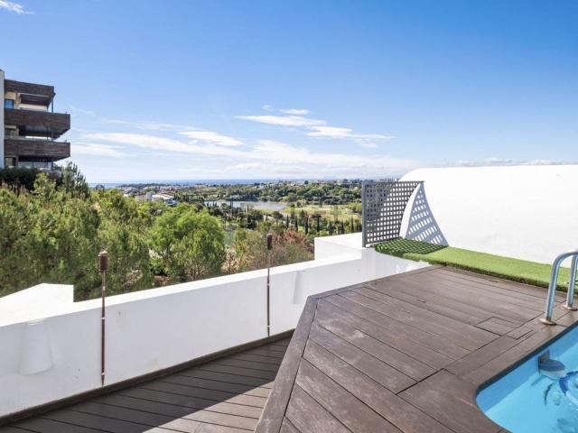 Dúplex en venta en La Alquería-El Paraíso, Costa del Sol Occidental