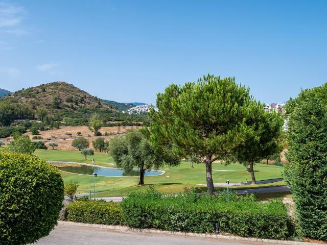 Piso en alquiler en Artola, Costa del Sol Occidental