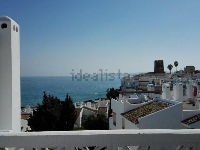 Ático en alquiler en La Perla-Torremuelle, Costa del Sol Occidental