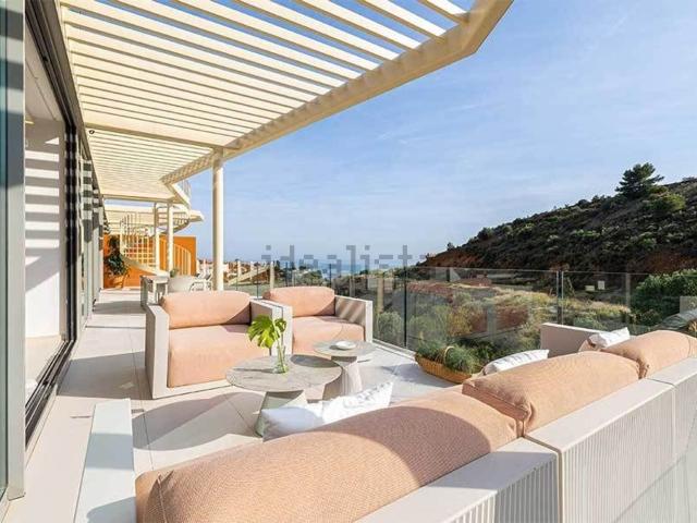 Ático en venta en La Capellanía, Benalmádena