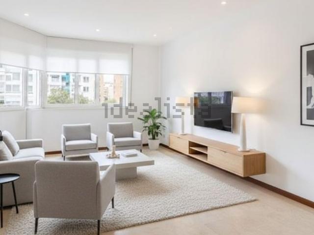 Piso en venta en Arroyo de la Miel-Benalmádena Costa, Costa del Sol Occidental