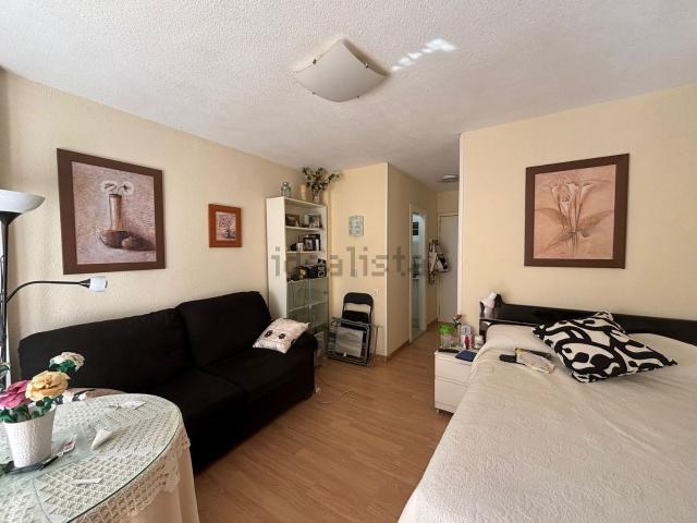 Piso en venta en Arroyo de la Miel-Benalmádena Costa, Costa del Sol Occidental