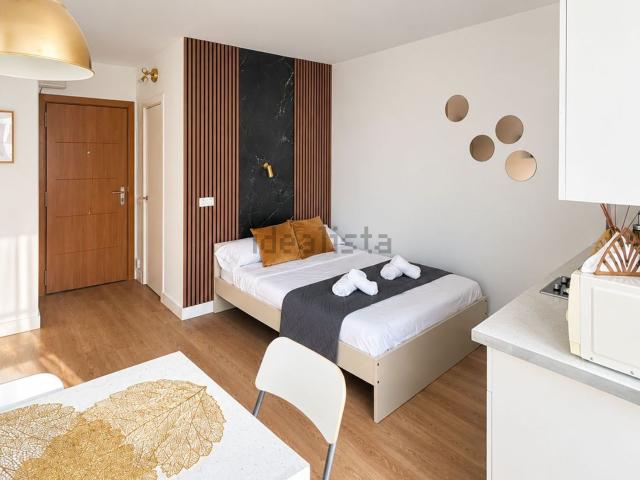 Piso en venta en Arroyo de la Miel-Benalmádena Costa, Costa del Sol Occidental