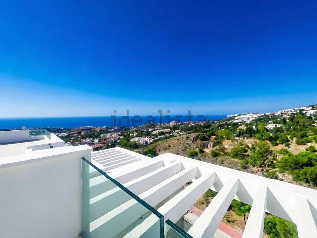 Ático en venta en La Sierrezuela, Costa del Sol Occidental