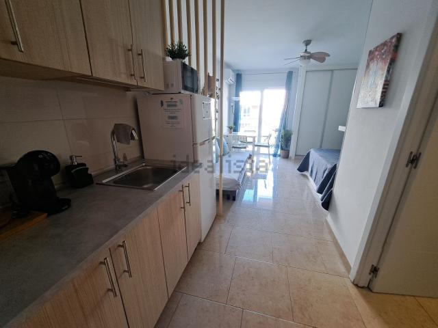 Piso en venta en Arroyo de la Miel-Benalmádena Costa, Costa del Sol Occidental