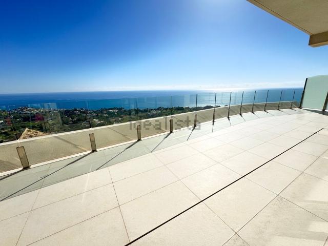 Dúplex en venta en La Sierrezuela, Costa del Sol Occidental