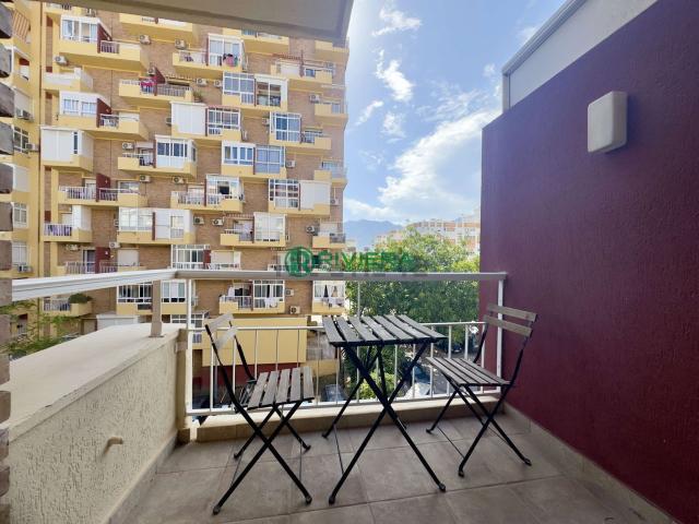 Piso en venta en Arroyo de la Miel-Benalmádena Costa, Costa del Sol Occidental